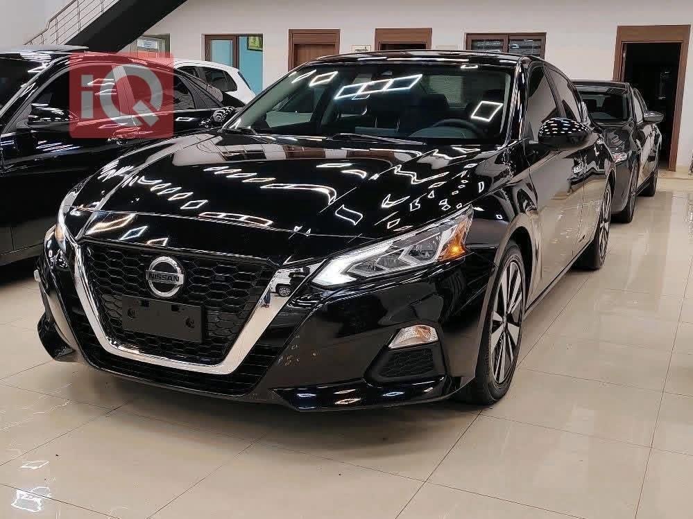 نیسان ئەلتیما